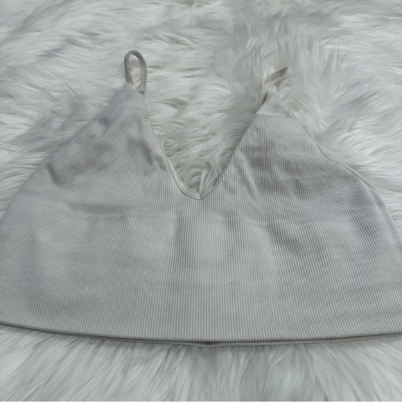 Free People Intimately Seamless Ribbed V Neck Crop Bra Tank Top White - Picture 3 of 15
